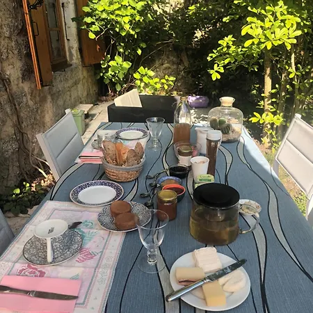 Le Couvent Cote Jardin 3*